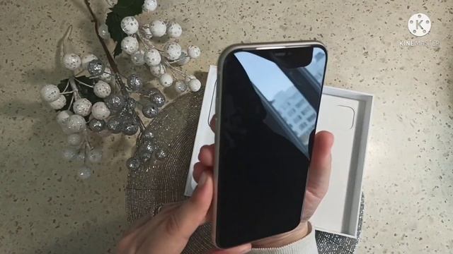 Распаковка iPhone 11 в 2022 году смотреть онлайн