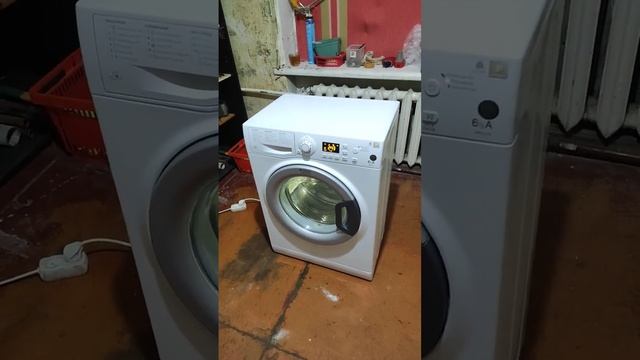 Продается Стиральная Машина Hotpoint Ariston WMSG 608 6kg цена 8500р Доставка по Москве и МО