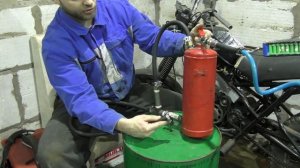 ПЕСКОСТРУЙ-ОГНЕТУШИТЕЛЬ РАБОТАЕТ ОТ КНОПКИ!