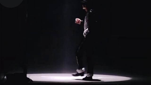 Лунная походка майкла видео. Michael Jackson "Billie Jean" 1997 Munich.. Джексон Лунная походка. Michael Jackson Munich 1997.