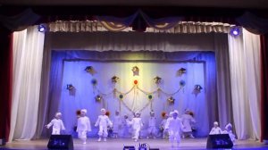 "Месяц над водой отражается" Родник