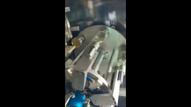 автоматическая поворотная стеклянная бутылка монохромный роторный трафаретная печать смотреть онлайн