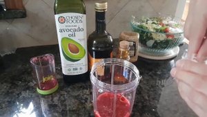 Самая вкусная заправка для салата из простых ингредиентов. Соус малиновый винегрет из 5 ингредиенто