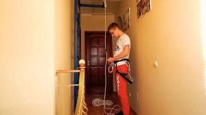 ●Правильный спуск по верёвке с помощью корзинки и прусика●