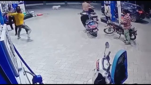 CCTV PETROL PUMP смотреть онлайн