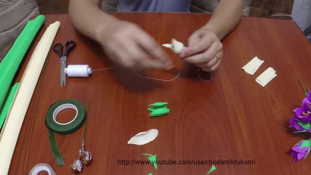 Цветы "Колокольчики" из конфет и бумаги. Flowers from sweets and paper