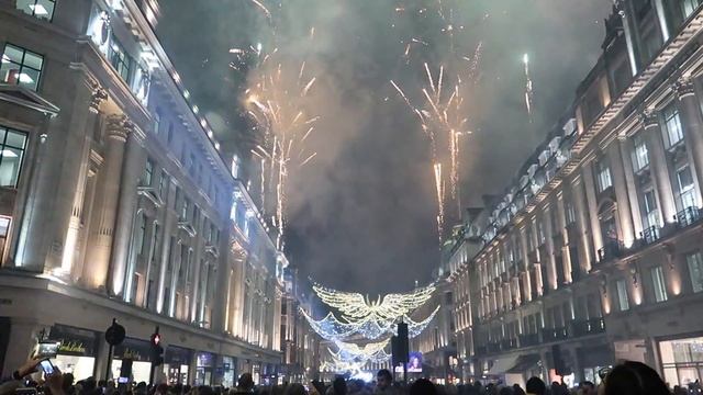 November in London Christmas is Coming