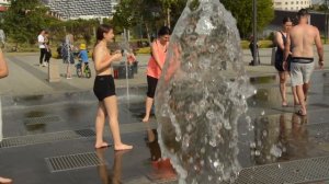 Funny fountains,wet girls and the joys of summer-1!/Веселые фонтаны,мокрые девушки и радости лета-1