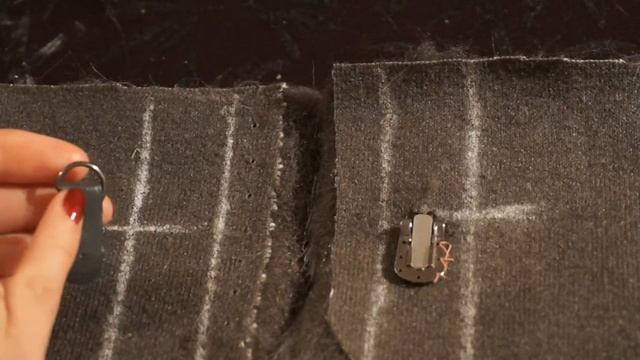 Шью экошубу по Бурде: Шубный крючок - как пришить. Тренируюсь пришивать крючок для шубы.
