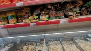 Вот и мы на карантине Скупаем продукты в Семейном Магните