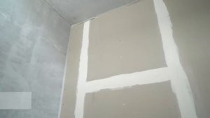 Грунтование стен и обработка поверхности перед шпаклеванием. Инструкция от КНАУФ