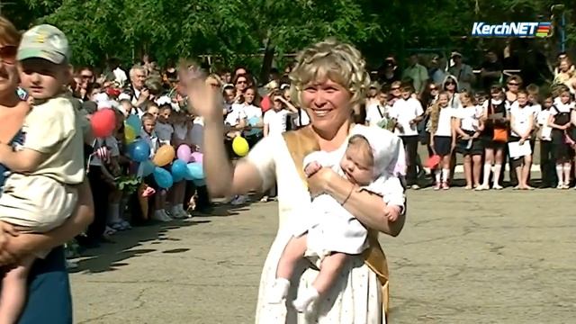 Последний звонок в школе № 19 смотреть онлайн