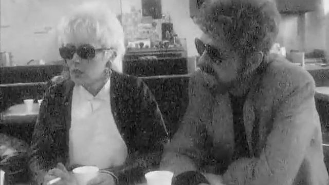 Big Train : Hall and Oates "Bigger than Both of Us" смотреть онлайн