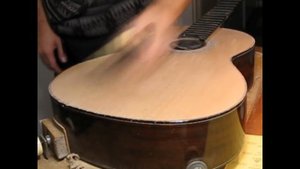 Подготовка деки гитары к лакировке - How to prepare guitar top up to varnishing