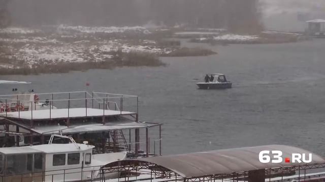 Самолет падает в реку смотреть онлайн