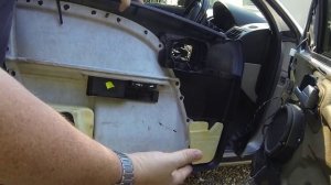 Ford Mondeo MK3 Central Locking Problem How To Replace The Drivers Door Lock Module