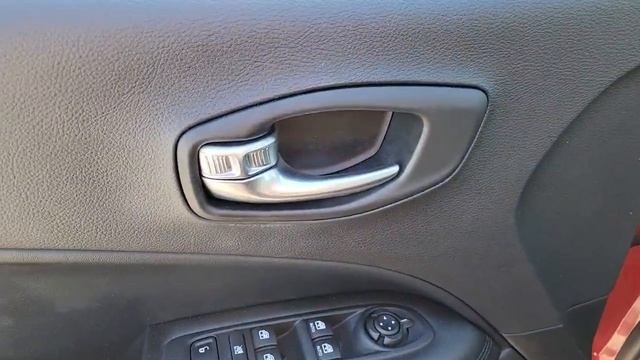 2019 Jeep Compass North Las Vegas, Paradise, Henderson, Boulder City, Summerlin South, NV Z4898A смотреть онлайн