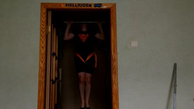 Подтягивания с отягощением 29кг смотреть онлайн