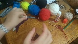 Снегирь и Синичка из ниток и картона. Зимняя поделка в детский сад.