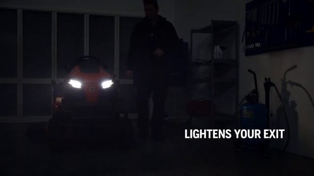 Система освещения LED на тракторах Husqvarna смотреть онлайн