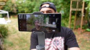 Zhiyun Smooth X Unboxing & Review - The Best Selfie Stick Gimbal!
