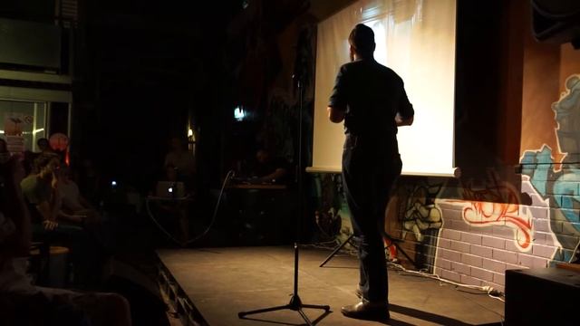 Pecha Kucha: Photographer Aaron Bradbrook смотреть онлайн