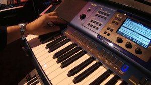 NAMM 2016 Casio MZ-X300 and MZ-X500 Arranger Keyboards