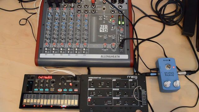 Korg VolcaFM & Moog Werkstatt-01 demo 13.8.2016 смотреть онлайн
