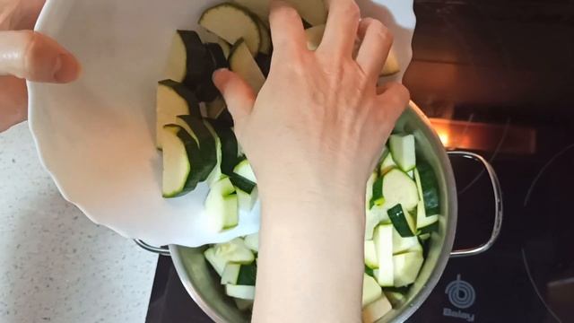 Суп-пюре из кабачков с сыром смотреть онлайн