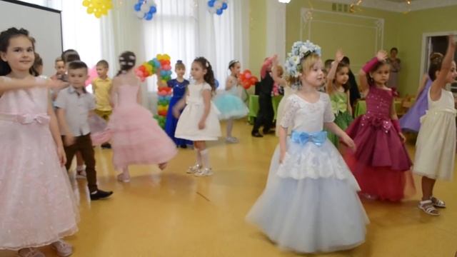 Красивый вход на выпускном в детском саду смотреть онлайн