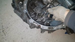 Втулка выжима сцепелиня Mazda demio dw3w