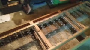 Перетяжка дивана книжки. С элементами каретный стяжки. 1 часть.