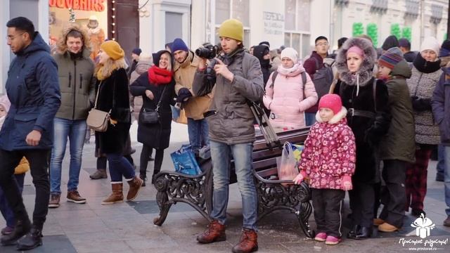 Что она ответит? Предложение руки и сердца от иностранца к русской девушке! © Простые Радости смотреть онлайн