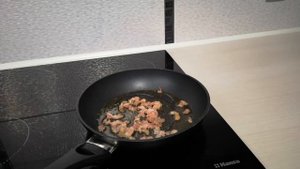 Паста карбонара в сливочном соусе с креветками - Бери и делай