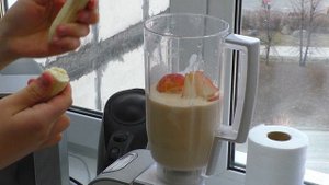 Сладкий десерт из ряженки и творога без сахара, на желатине. НИЗКОКАЛОРИЙНЫЙ.