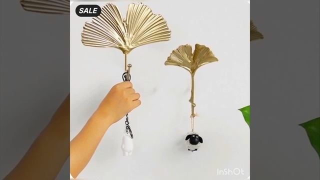 Настенные металлические крючки