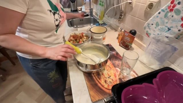 Шарлотка из ревеня! Бабушкин рецепт! смотреть онлайн