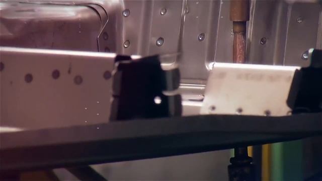 LADA Vesta SW Cross. Старт производства на ИжЛАДА смотреть онлайн