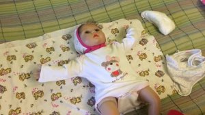 Утро с реборном Лили, кормим ,переодеваем,читаем сказку.Как мама.