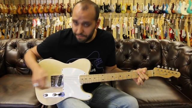 1956 Fender Esquire Blonde | Guitar of the Day смотреть онлайн