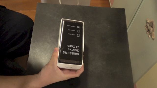 Unboxed : Samsung Galaxy J4 Core 16 GB (Blue) смотреть онлайн