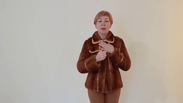 Как из старой шубы сделать крутую вещь? ПЕРЕДЕЛКА ШУБЫ | ДО И ПОСЛЕ смотреть онлайн