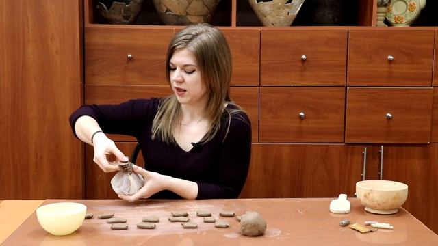 #5 Лепка сосуда / Школа первобытного гончара / Музей Университета Лобачевского смотреть онлайн