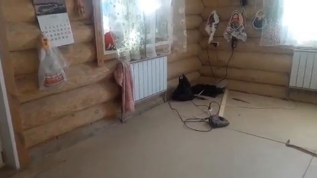 Привезли ламинат на кухню. Продолжаем ремонт пола на кухне. смотреть онлайн