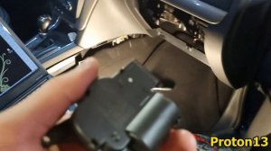 Ремонт, замена механизма заслонки климат контроля VAG, дует холодный воздух.