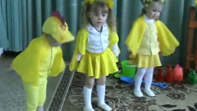 Выступление малышей на родительском собрании.mp4 смотреть онлайн