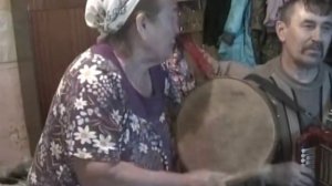 Игра на бубне и гармони. село Воронцовка Полтавского района Омской области