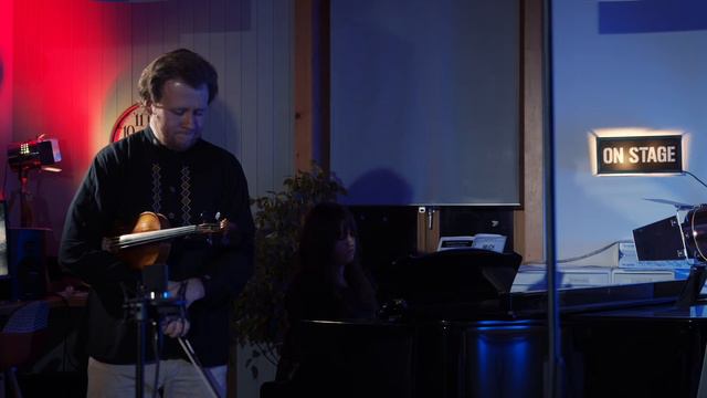 Andrey Baranov :: Warming up at Piccoli Virtuosi :: M. Bruch Violin Concerto 1 смотреть онлайн