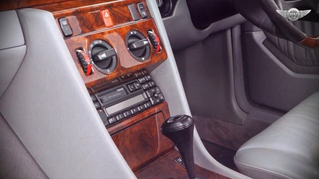 1994 Mercedes-Benz E 320 Cabrio Sportline A124 right hand