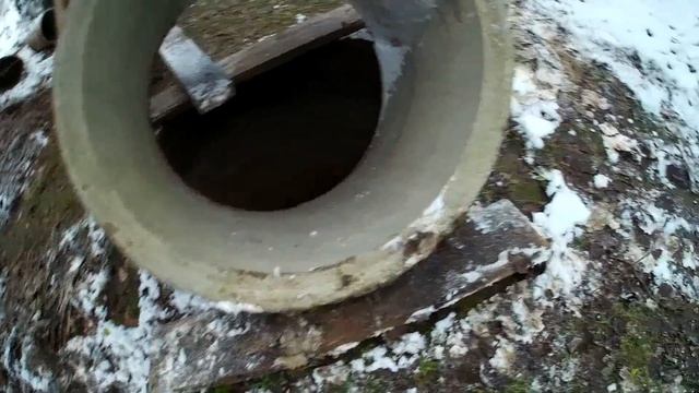 как выкопать колодец в болоте начало прведения работ(1 день) смотреть онлайн